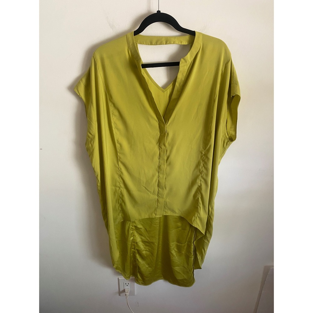 The Limited Collection Chartreuse Green High Low Tunic Top Cutout Back‎ Womens L